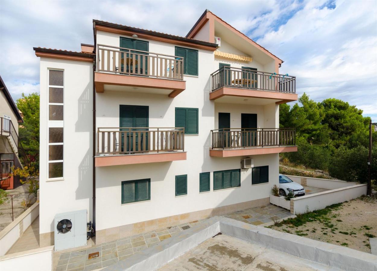 Apartments Karmen Primošten Exterior foto